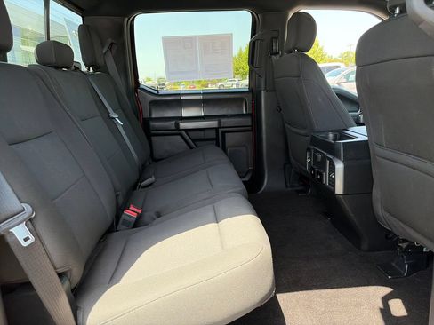 Used 2018 Ford F150 XLT w/ Equipment Group 302A Luxury AWD/4WD image 34