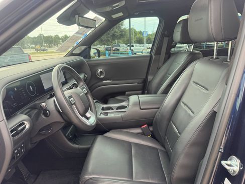 Used 2026 Hyundai Palisade Calligraphy FWD image 7