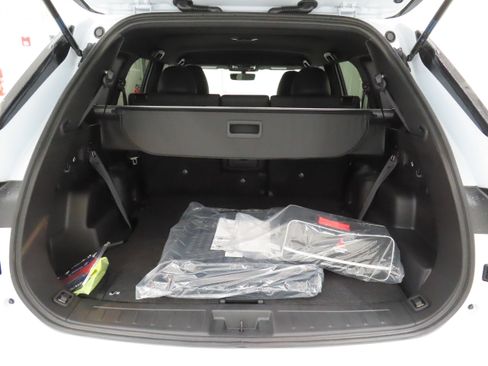 New 2026 Mitsubishi Outlander LE FWD image 23