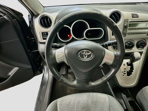 Used 2009 Toyota Matrix XRS w/ All Weather Guard Pkg FWD image 18