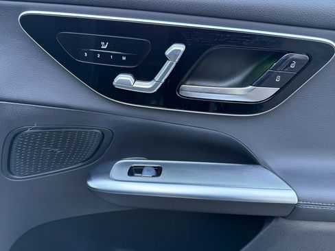 Certified 2025 Mercedes-Benz GLC 300 4MATIC image 20