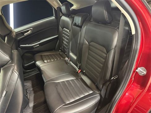 Used 2023 Ford Edge SEL w/ Convenience Package image 13