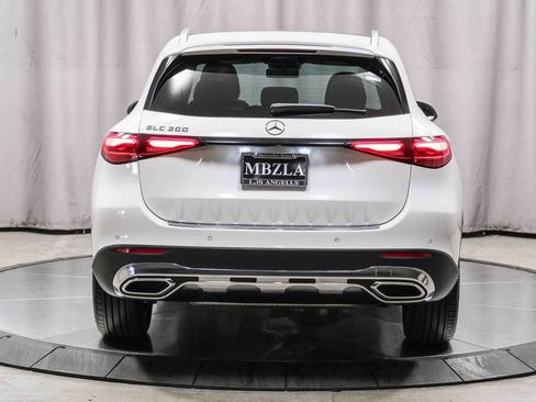 Certified 2026 Mercedes-Benz GLC 300 image 3