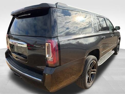 Used 2020 GMC Yukon XL Denali w/ Open Road Package image 3