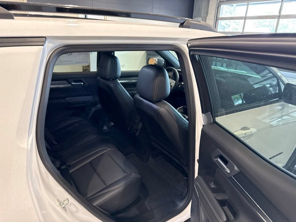 New 2027 GMC Terrain Elevation w/ Elevation Premium Package AWD/4WD image 14