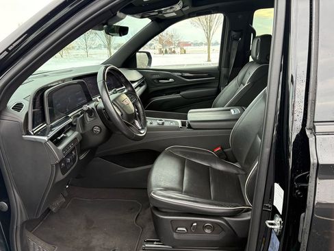 Used 2023 Cadillac Escalade Sport image 13