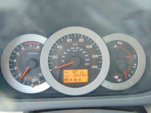 Used 2012 Toyota RAV4 Limited w/ Premium Plus Value Pkg AWD/4WD image 4