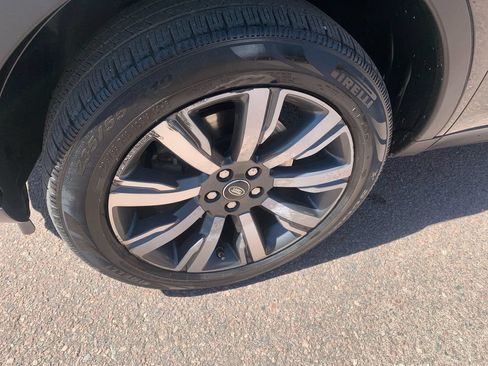 Used 2017 Land Rover Discovery Sport HSE Luxury AWD/4WD image 10
