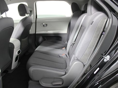 Used 2024 Hyundai Ioniq 5 SE image 23