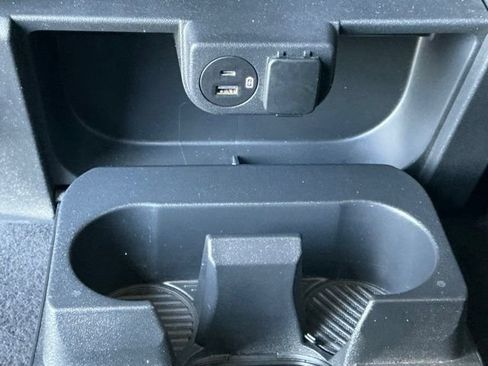 Used 2023 Ford F150 XLT AWD/4WD image 19