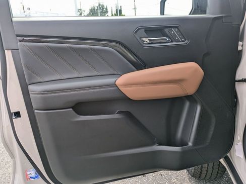 New 2026 GMC Canyon AT4 w/ Technology Plus Package image 23