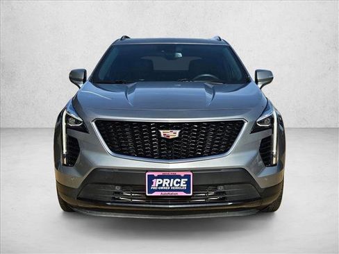 Used 2023 Cadillac XT4 Sport image 2