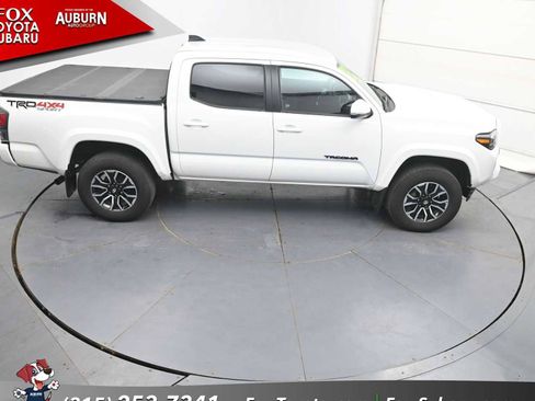 Used 2023 Toyota Tacoma TRD Sport AWD/4WD image 29