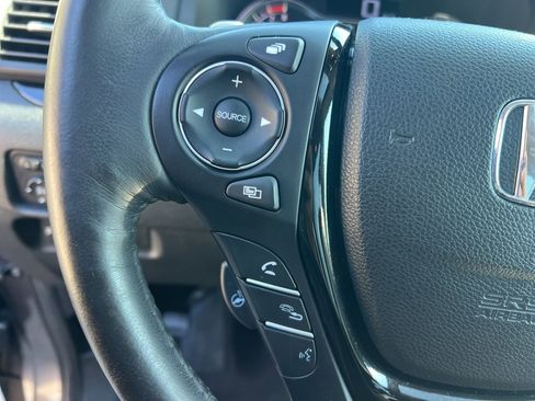 Used 2017 Honda Pilot Elite image 14