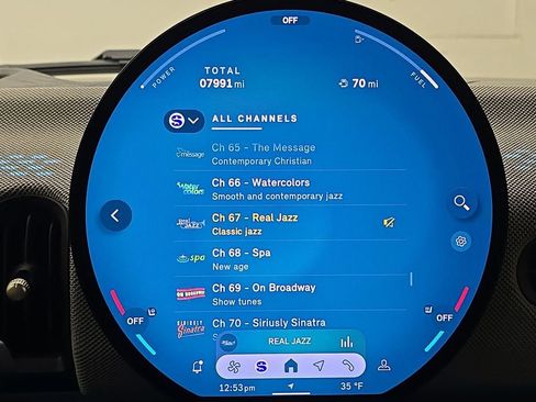 Certified 2025 MINI Cooper S image 17