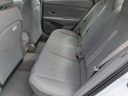 New 2026 Hyundai Elantra Hybrid FWD image 26