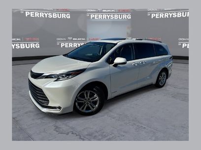 Used 2021 Toyota Sienna Platinum