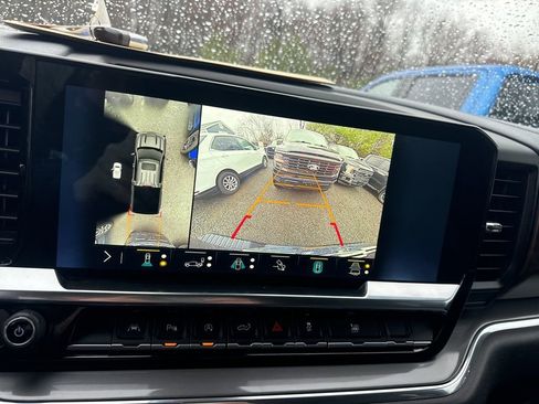 Used 2023 Chevrolet Silverado 1500 High Country w/ High Country Premium Package image 26