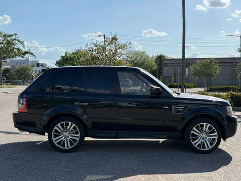 Used 2010 Land Rover Range Rover Sport HSE LUX AWD/4WD image 4
