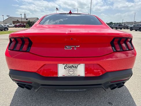 Used 2024 Ford Mustang GT Premium RWD image 5