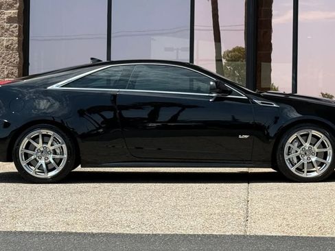 Used 2011 Cadillac CTS V w/ Wood Trim Package RWD image 15