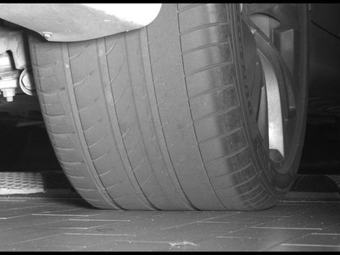 Used 2019 BMW X6 xDrive50i w/ M Sport Package image 14