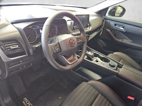 Used 2025 Nissan Rogue SV w/ Rock Creek Premium Package image 8