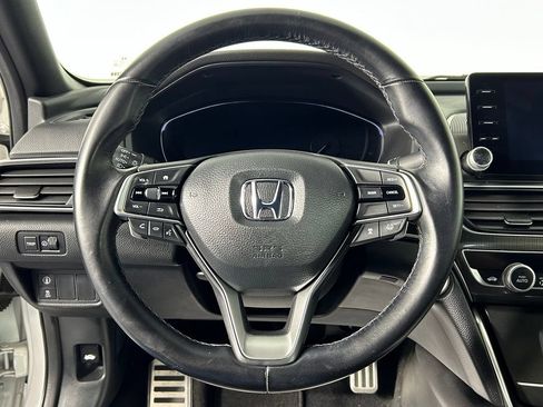 Used 2020 Honda Accord Sport image 25