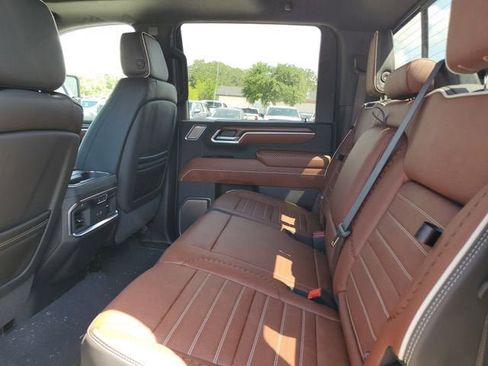 New 2026 GMC Sierra 3500 Denali Ultimate AWD/4WD image 12