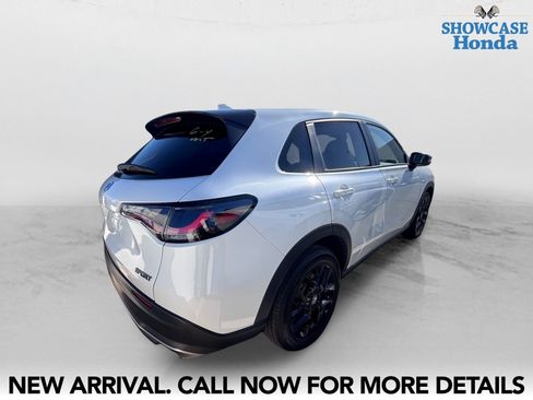 Used 2024 Honda HR-V Sport image 5