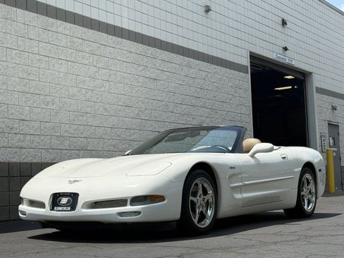 Used 2003 Chevrolet Corvette Convertible w/ Preferred Equipment Group1 RWD image 13