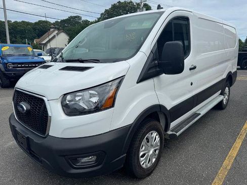 Certified 2025 Ford Transit 250 Low Roof w/ Exterior Upgrade Package RWD image 3