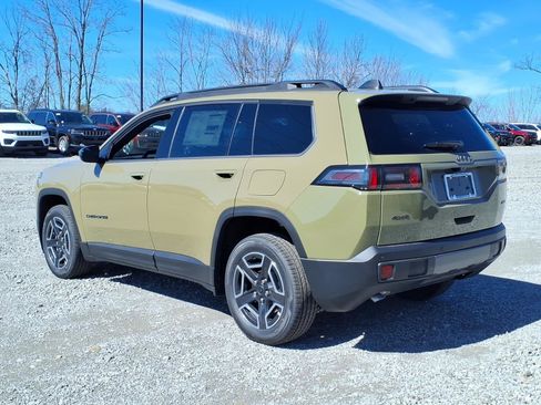 New 2026 Jeep Cherokee Laredo image 3