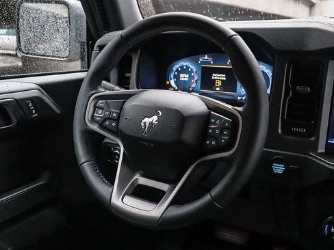 New 2025 Ford Bronco Badlands AWD/4WD image 16