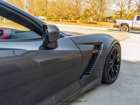 Used 2016 Chevrolet Corvette Z06 w/ 3LZ Preferred Equipment Group image 92