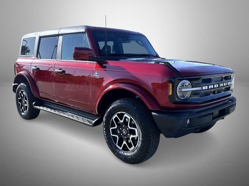 New 2026 Ford Bronco Outer Banks AWD/4WD image 3