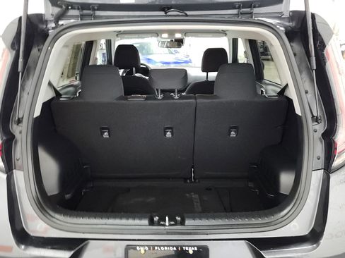 Used 2024 Kia Soul LX w/ Option Group 015 image 20