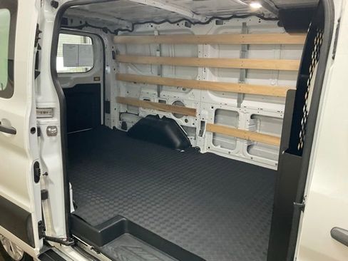 Used 2024 Ford Transit 250 Low Roof w/ Exterior Upgrade Package image 12
