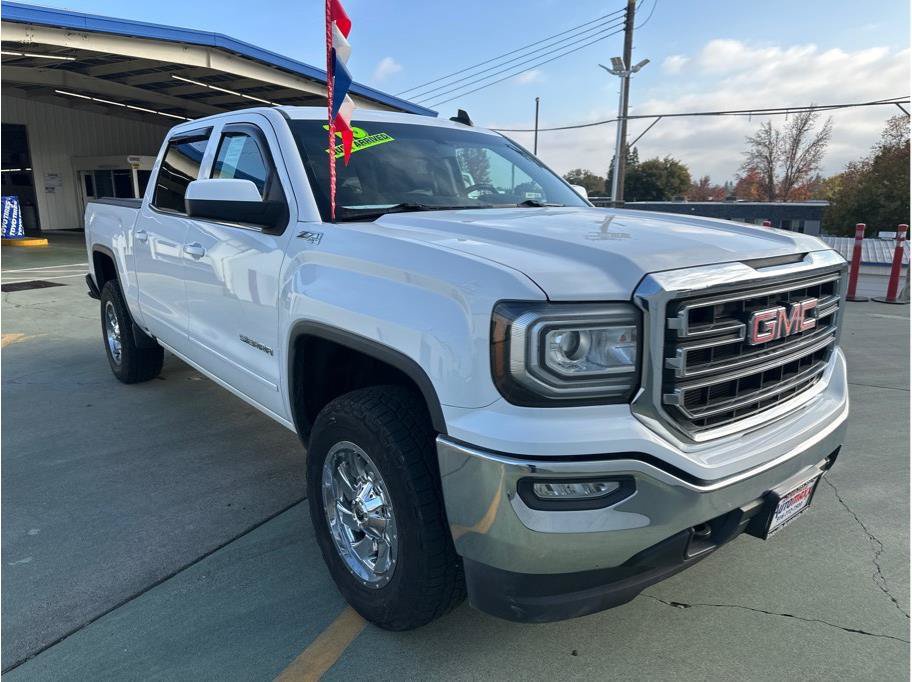 Used 2016 GMC Sierra 1500 SLE w/ SLE Value Package AWD/4WD image 4