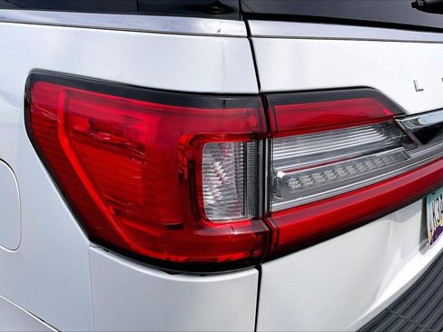 Used 2020 Lincoln Navigator Reserve RWD image 31