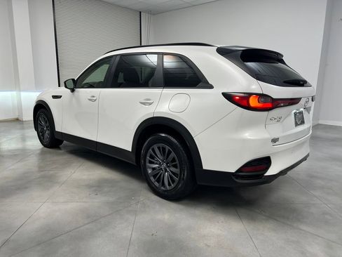 Used 2025 MAZDA CX-70 3.3 Turbo w/ Preferred Package image 5