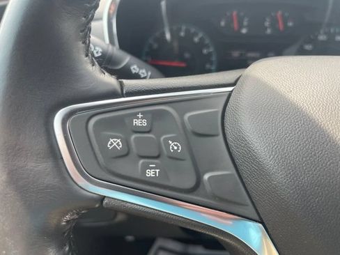 Used 2018 Chevrolet Equinox LT FWD image 20