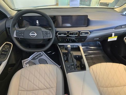 New 2026 Nissan Sentra SL w/ Floor Mat Package FWD image 5