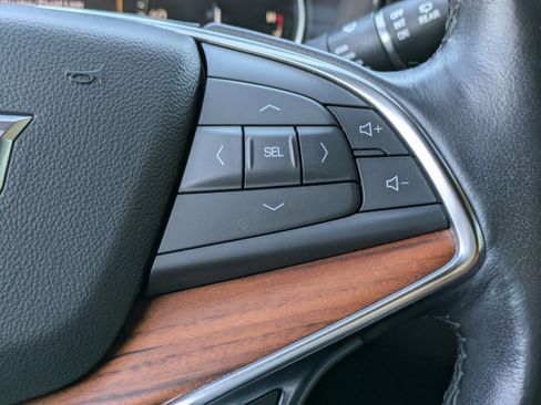 Used 2021 Cadillac XT5 Premium Luxury image 25