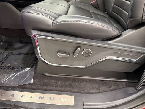 New 2025 Ford F150 Platinum w/ FX4 Off-Road Package image 13