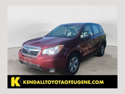 Used 2016 Subaru Forester 2.5i AWD/4WD image 1