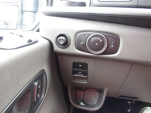 Used 2024 Ford Transit 250 148 Medium Roof w/ Load Area Protection Package RWD image 31