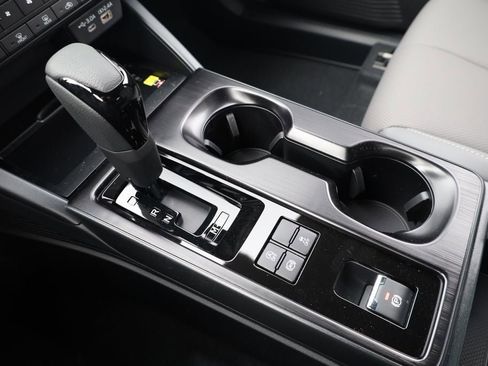 New 2026 Subaru Outback Limited image 19