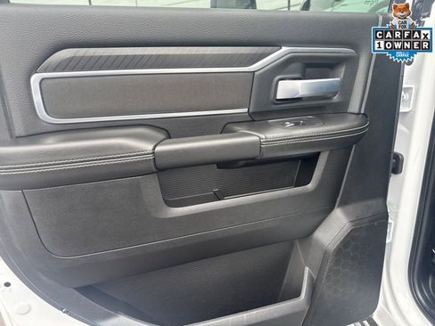Used 2025 RAM 2500 Big Horn AWD/4WD image 28