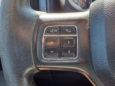 Used 2019 RAM 1500 Classic SLT AWD/4WD image 21